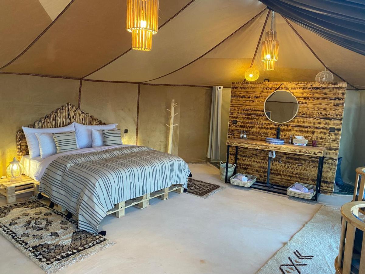 Sky View Camp Hotel เมอร์ซูกา ภายนอก รูปภาพ