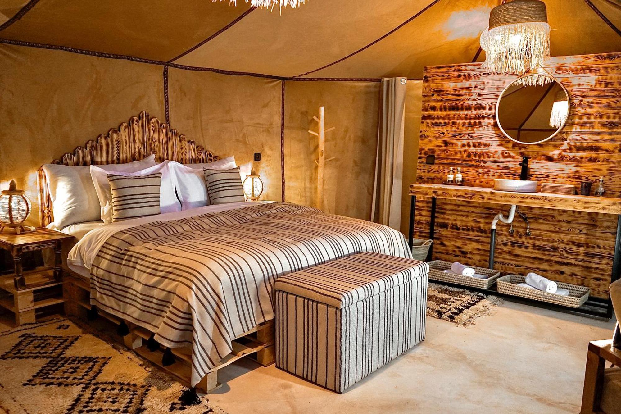 Sky View Camp Hotel เมอร์ซูกา ภายนอก รูปภาพ