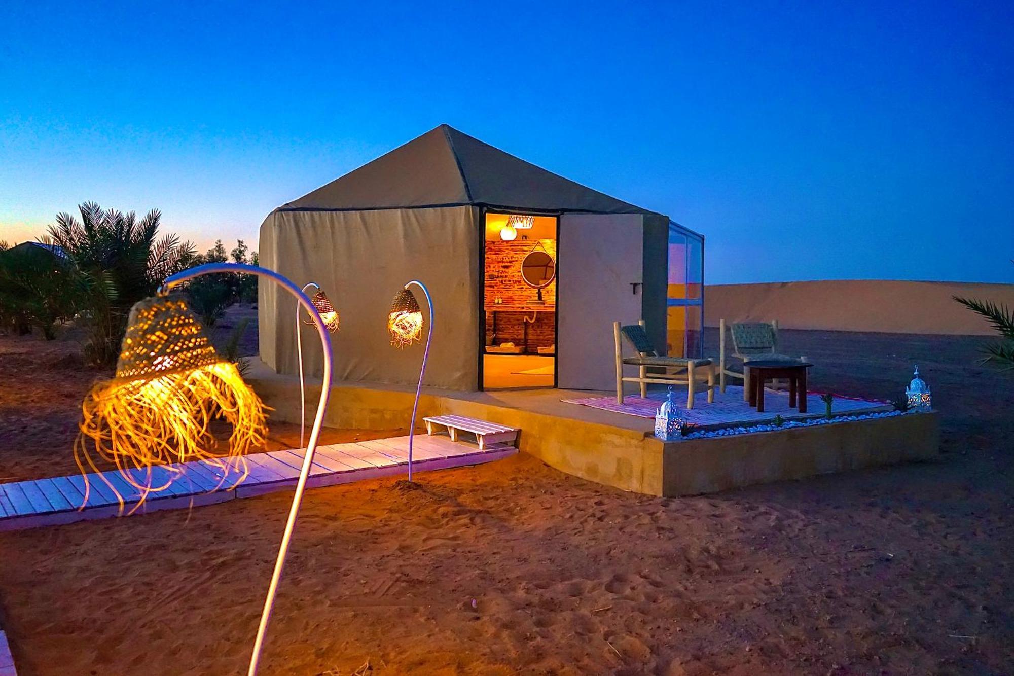 Sky View Camp Hotel เมอร์ซูกา ภายนอก รูปภาพ