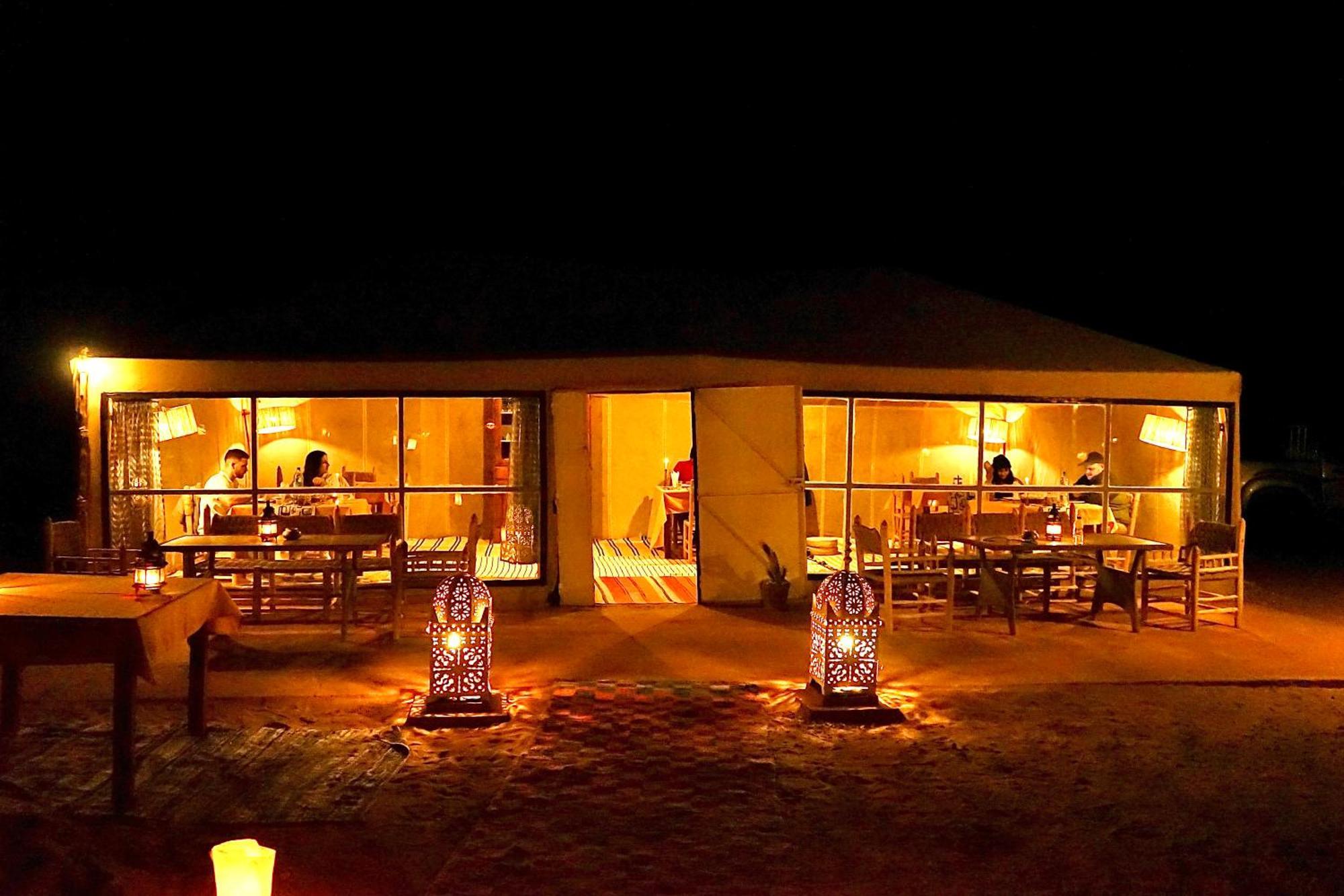 Sky View Camp Hotel เมอร์ซูกา ภายนอก รูปภาพ